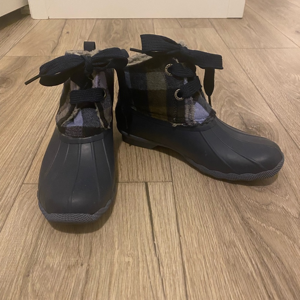 Sperry plaid fur boots